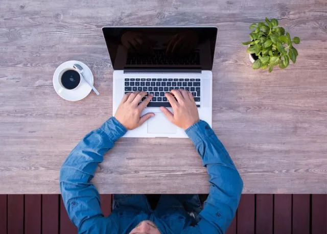 Outsourcing w IT – na czym polega i co oferuje?